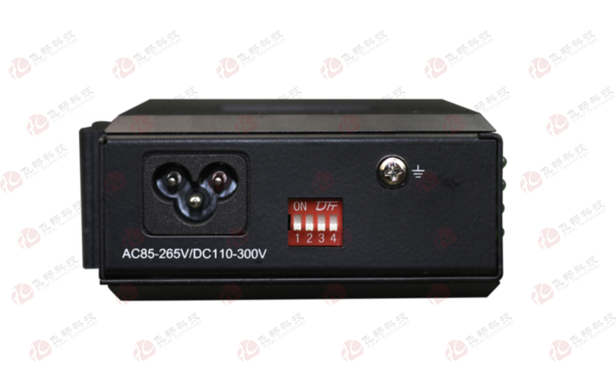 飛暢科技-工業(yè)軌式1路CAN總線+1路RS422/485/232串口 服務(wù)器